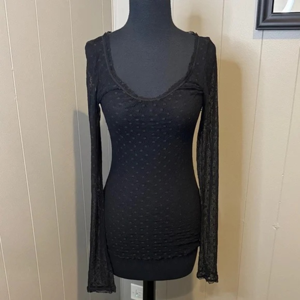 Women’s Fitted Stretch Black Lace Long Sleeve Blouse